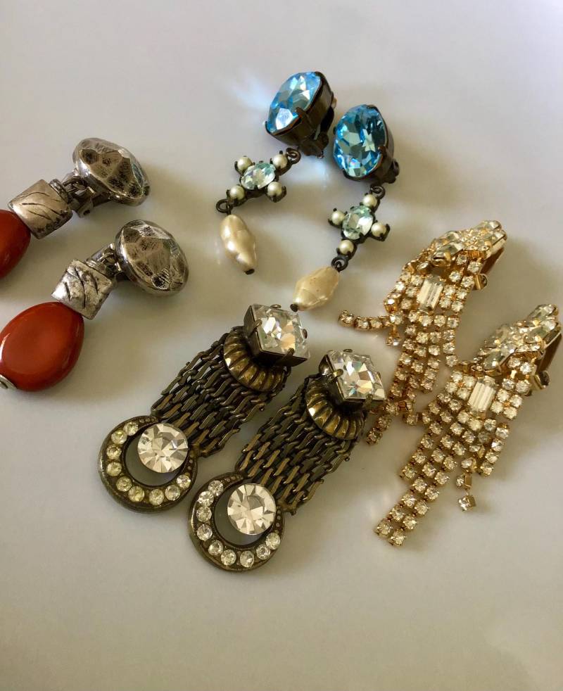 Ohrclips in Verschiedenen Styles. Jahrgang von Oneandonlygems