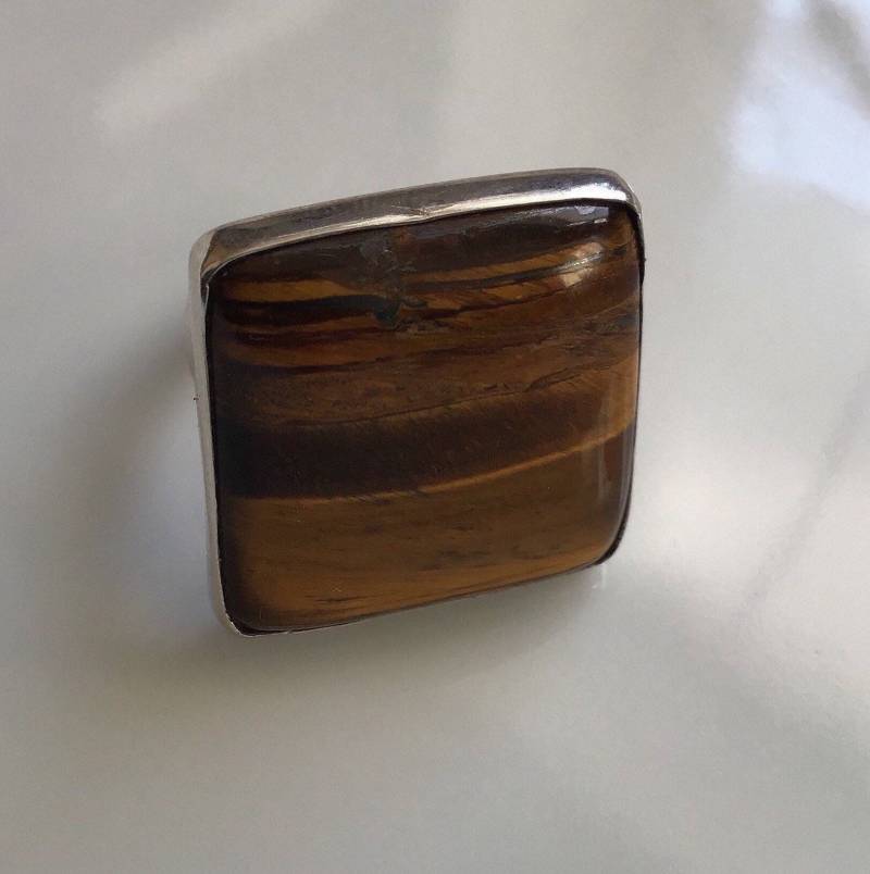 Tigerauge Statement Ring. Verstellbare-Größe N von Oneandonlygems
