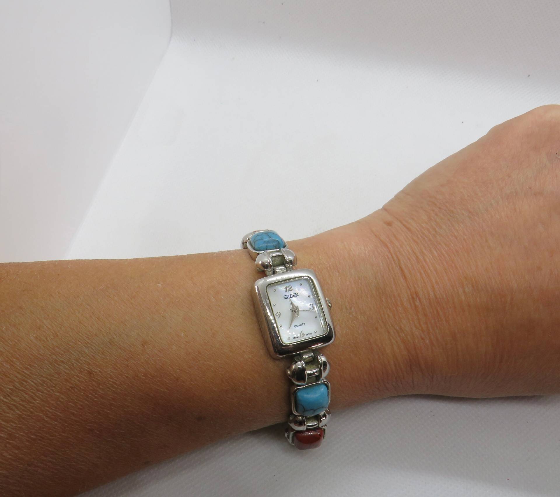 Vintage Armbanduhr/Gruen Geschenk Für Sie Damenuhr Bettelarmband von OnlineRetroEmporium