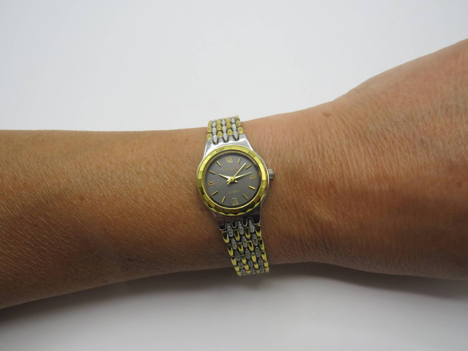 Vintage Uhr/Schweizer Swatch Quartz Damen Kleid Damenuhr Geschenk Für Sie von OnlineRetroEmporium