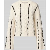 Only Regular Fit Strickpullover mit Zopfmuster Modell 'TESSA' in Ecru, Größe S von Only
