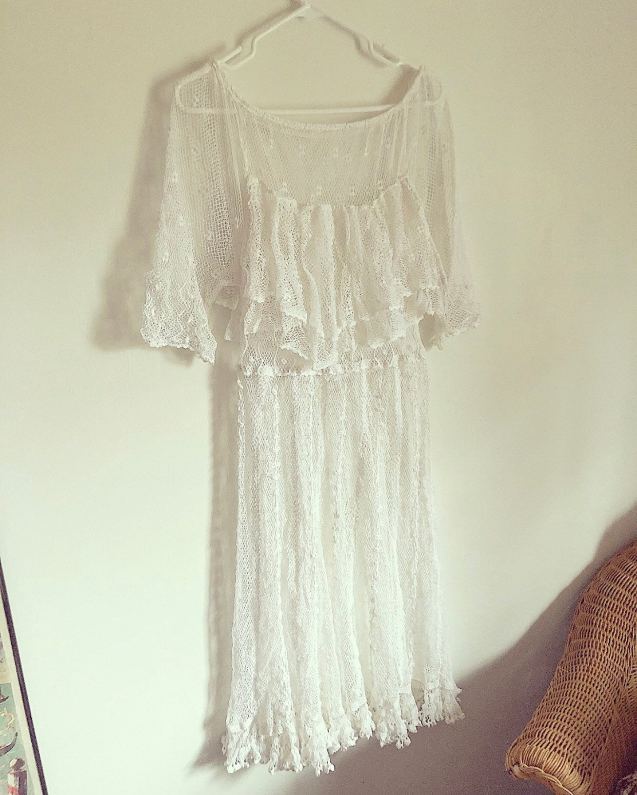 Vintage Deadstock Häkeln Ausgeschnitten, Weißer Spitze Midi Kleid Edwardian Boho Festival Style Vintage Deadstock Häkeln Ausgeschnitten, Weißer Spitze Midi Kleid Edwardian Boho Festival Style von OnlyOnceInABlueMoon
