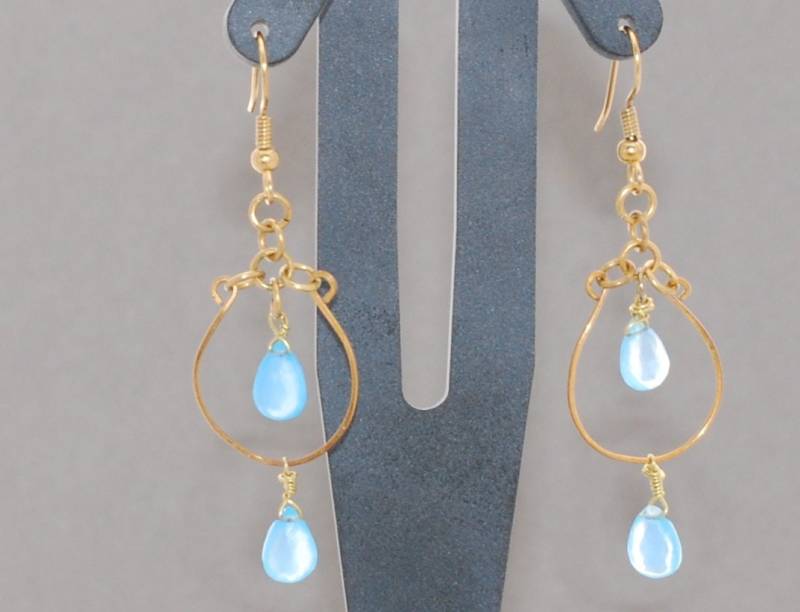 Blaue Chalcedon Doppel Tear Drop Ohrringe von OnlyOneJewelryDesign