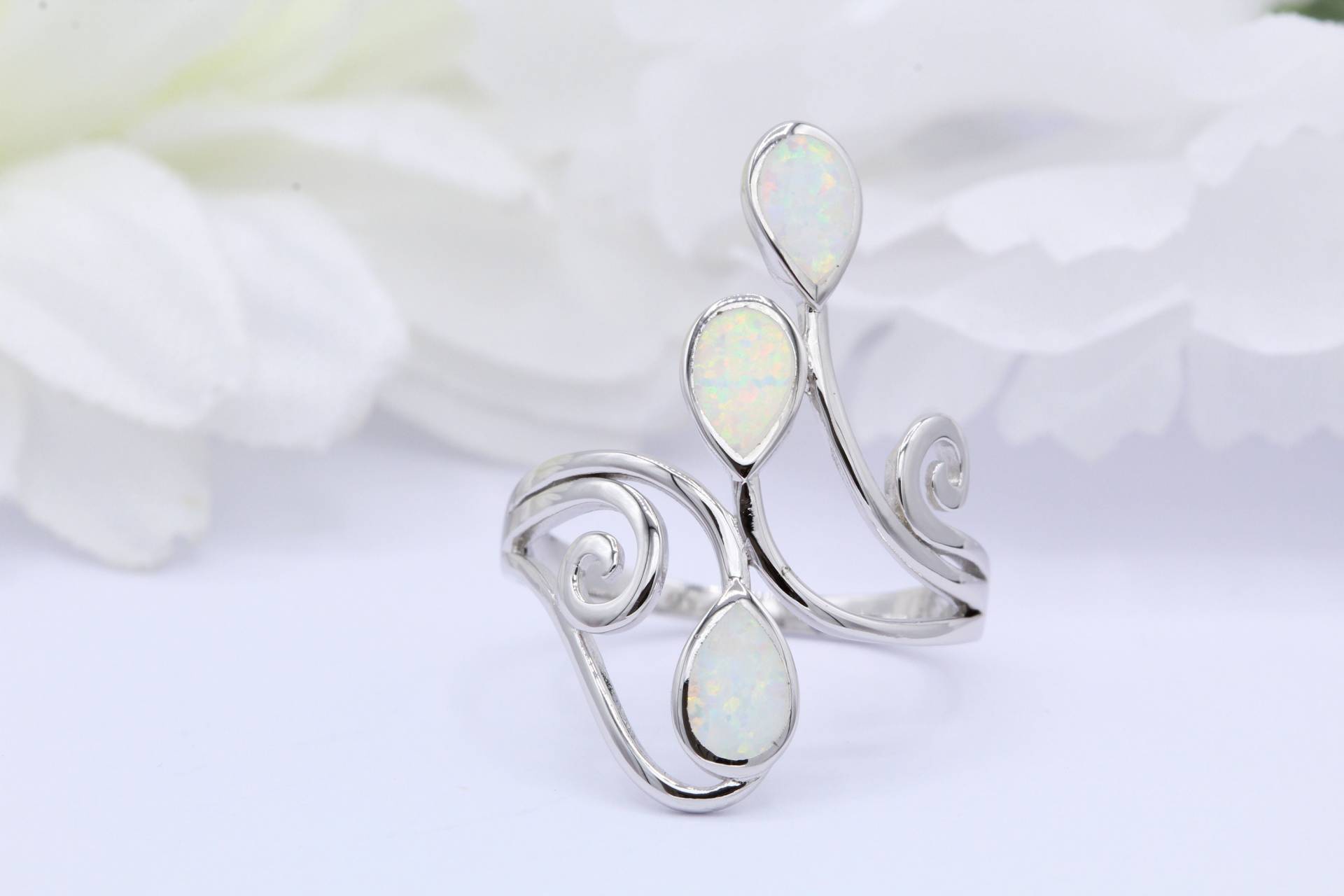 18mm Boho Swirl Unikat Design Lab White Opal Art Deco Ring Solid 925 Sterling Silber Weiß Wirbel Wähle Deinen Stein von OnlyOpalLuv