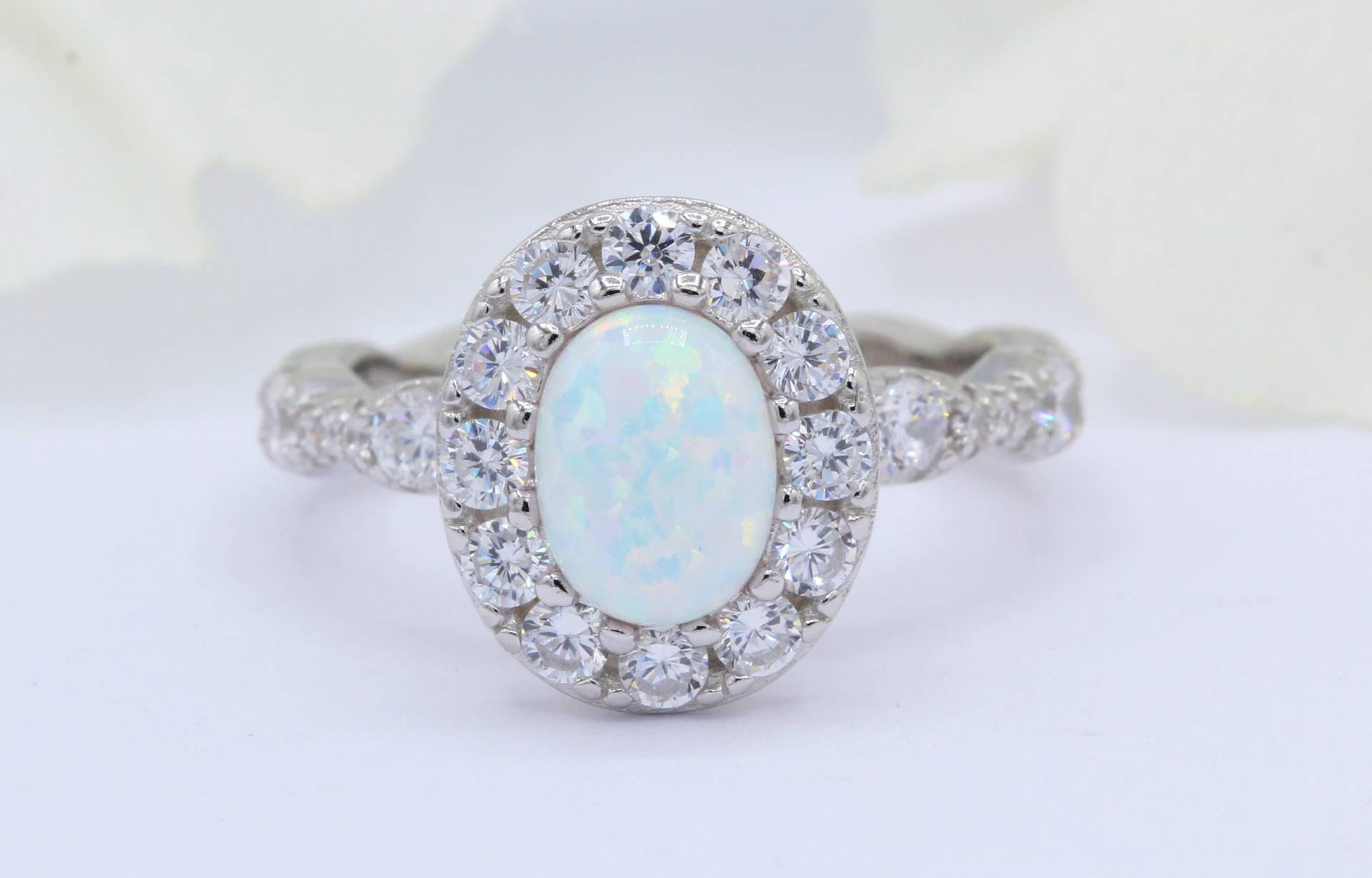 Solitär Halo Oval Lab White Opal Art Deco Ehering Verlobungsring Rund Cz Vintage Band Massiv 925 Sterling Silber Wähle Deinen Stein von OnlyOpalLuv