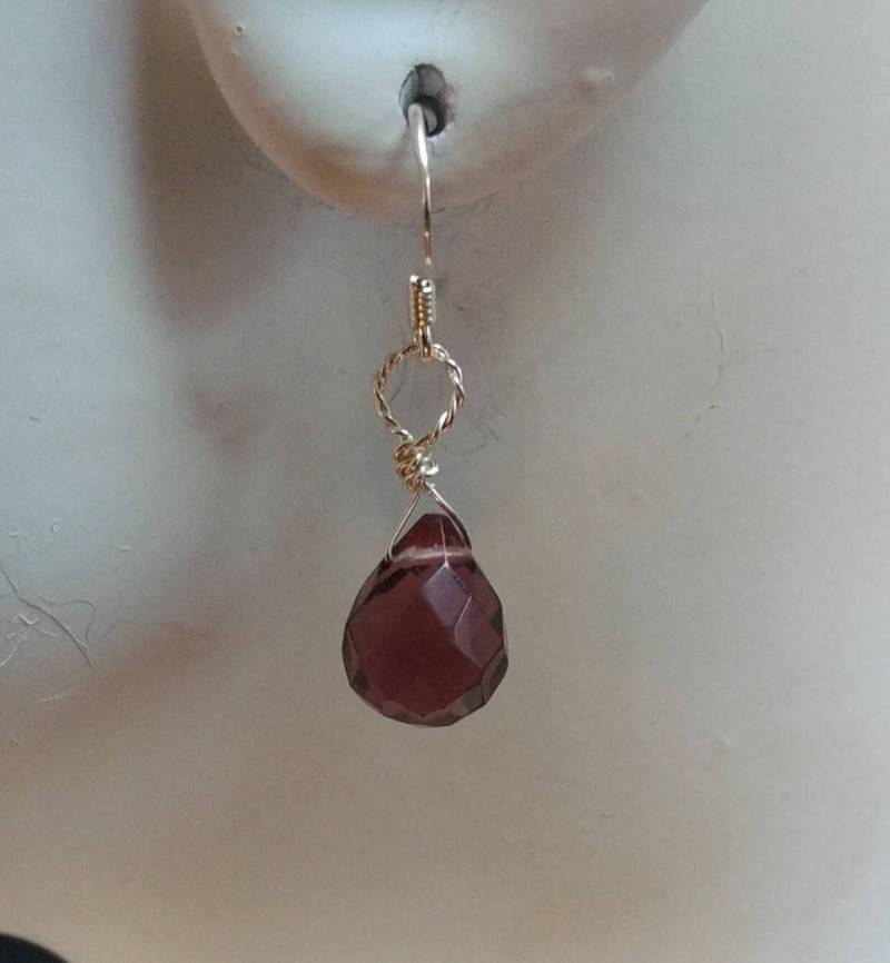 Kleine Tropfen Ohrringe/Grün, Blau, Lila Tropfen/Mädchen Baumelt/Frauenschmuck/Zierliche Edelstein Und Sterling Baumeln von OnlyStoneJewelry