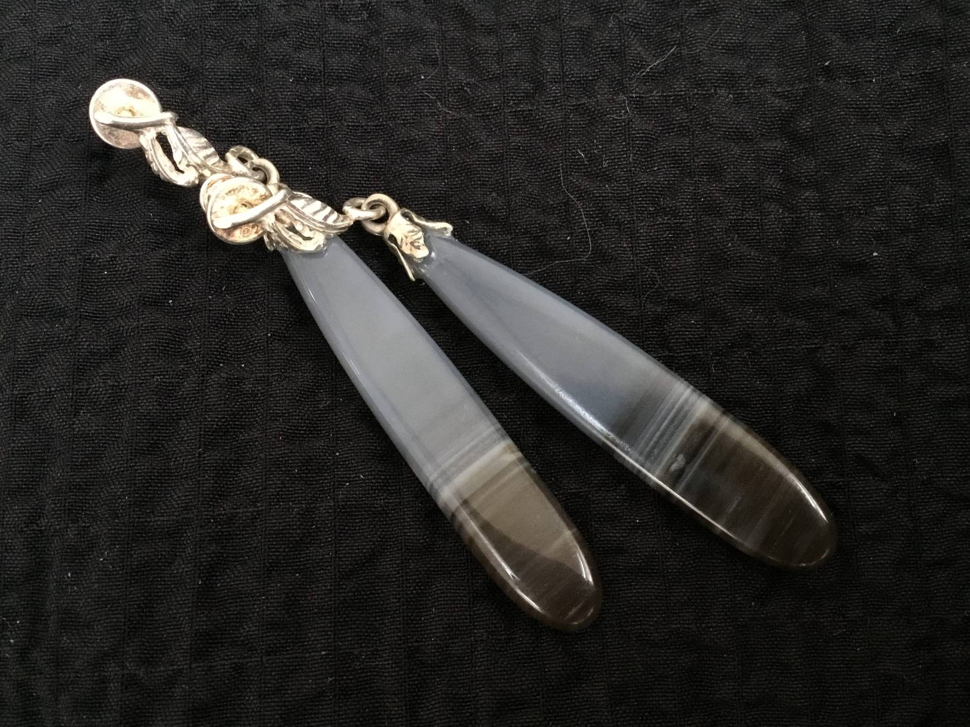 Schwarze Und Graue Ohrringe/Blauer Achat Sterling /Grauer Stein Silberschmuck/ Lange Dünne Schwarze Ohrhänger/Frauen Schmuck/ von OnlyStoneJewelry