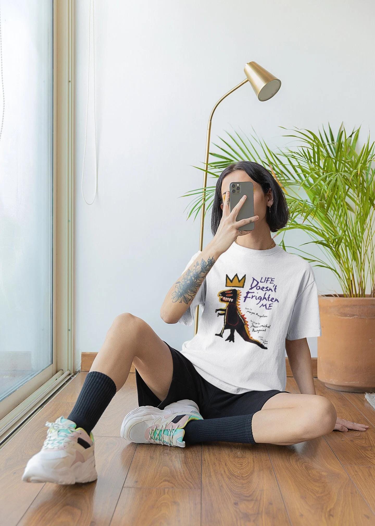 Graffiti Urban T-Shirt Gedruckt Streetwear Tshirt Kreatives Geschenk Für Freundin Freund Bester von OnmeClothing