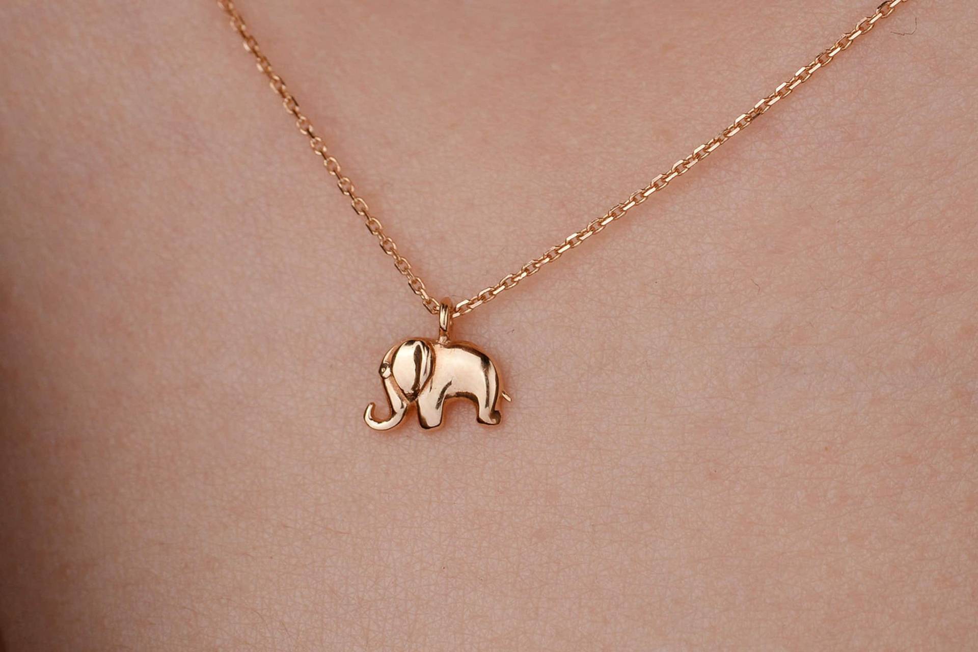 14K Rose Gold Halskette, Mini Elefant Anhänger, Glücksbringer, Geschenk Für Sie, Geburtstagsgeschenk, Tier Zierlich von OnsevaFineJewelry