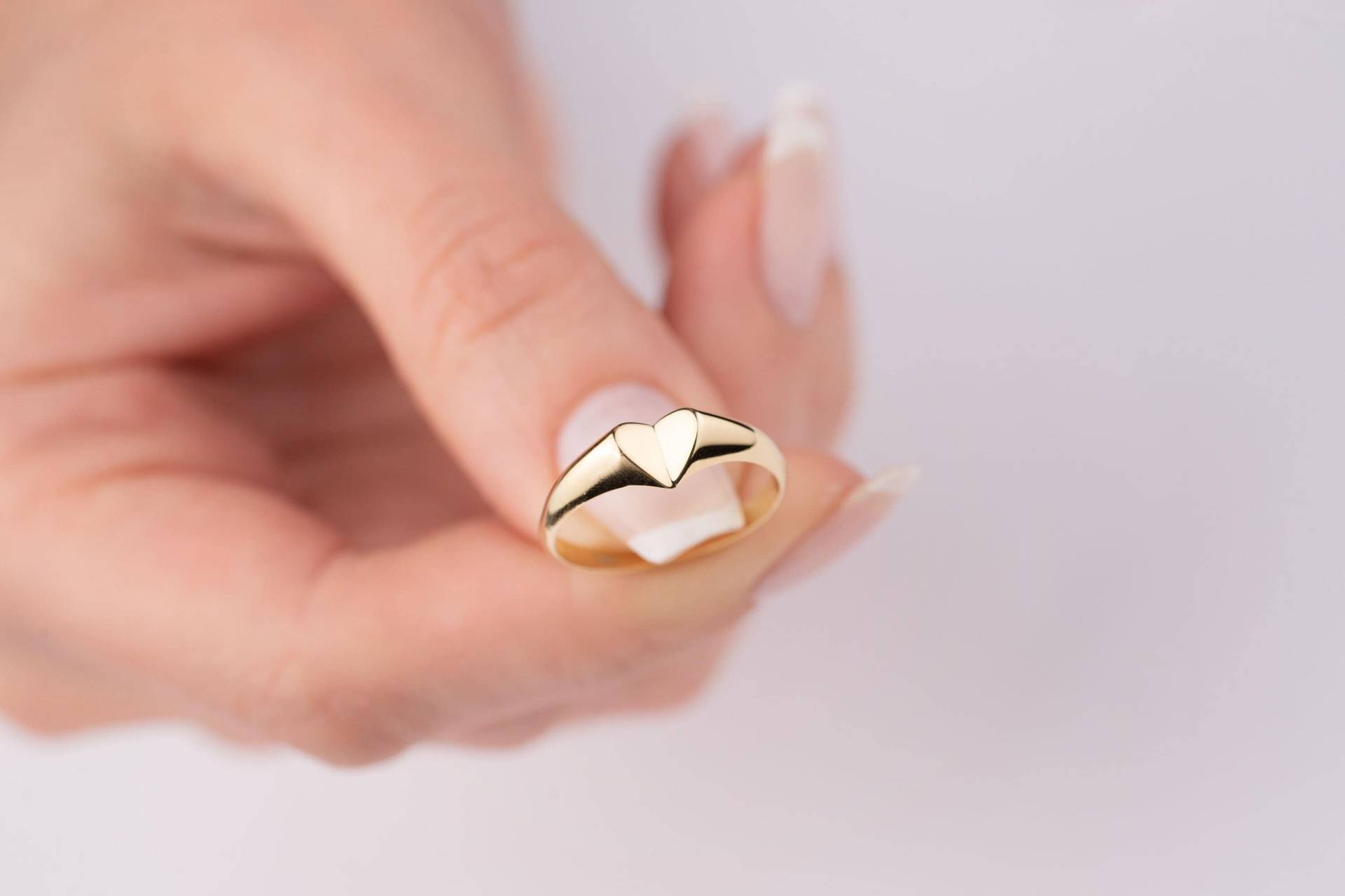 14K Solid Gold Ring, Herz Siegel Minimalist Siegelring, Gefaltetes Herz, Einzigartiger Geschenk Für Sie, Weihnachtsgeschenk von OnsevaFineJewelry