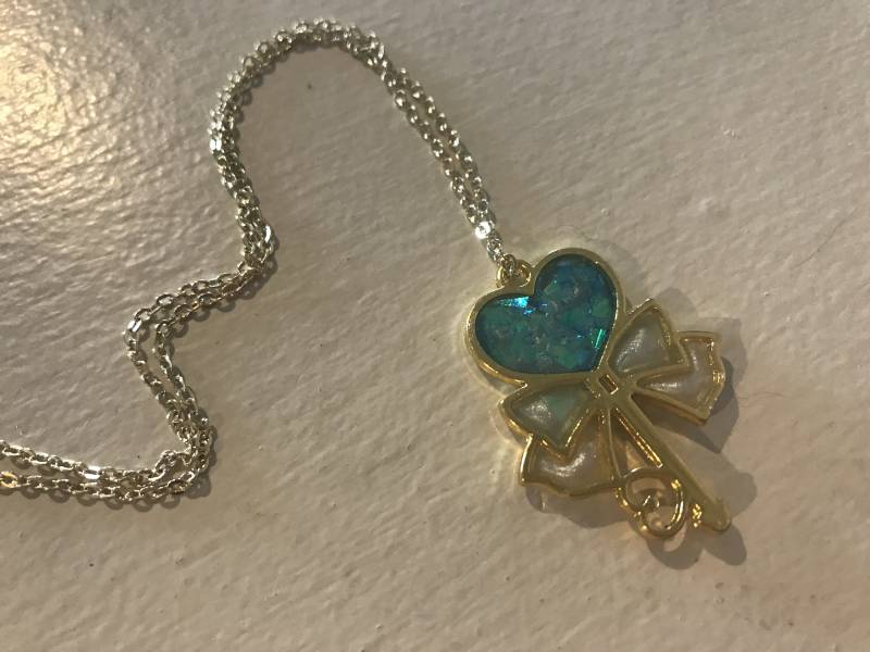 Aqua Schimmer Herz Schlüssel Halskette von OpalDeco