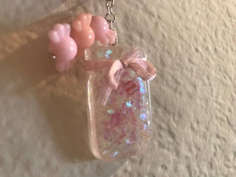 Schillernde Bonbonglas Schlüsselanhänger Schillernde Bonbonglas Schlüsselanhänger von OpalDeco