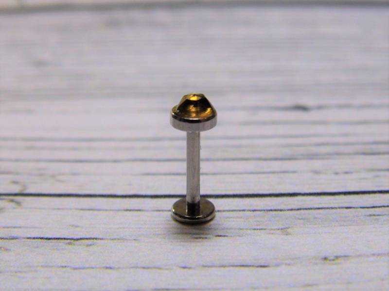 Rose Cut Citrin Labret - 3 Mm Titan Innengewinde Crystal Helix Piercing Monroe von OpalKobus