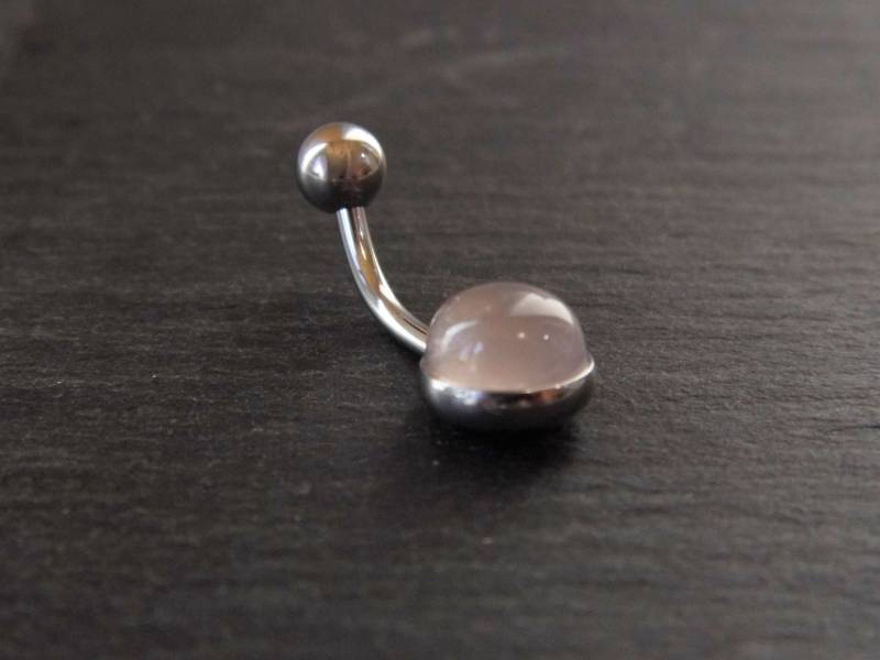 Rosenquarz Bauchnabel Ring Chirurgenstahl Barbell, 8 Mm Edelstein Rosenquarz Bauchnabel Ring Chirurgenstahl Barbell, 8 Mm Edelstein von OpalKobus