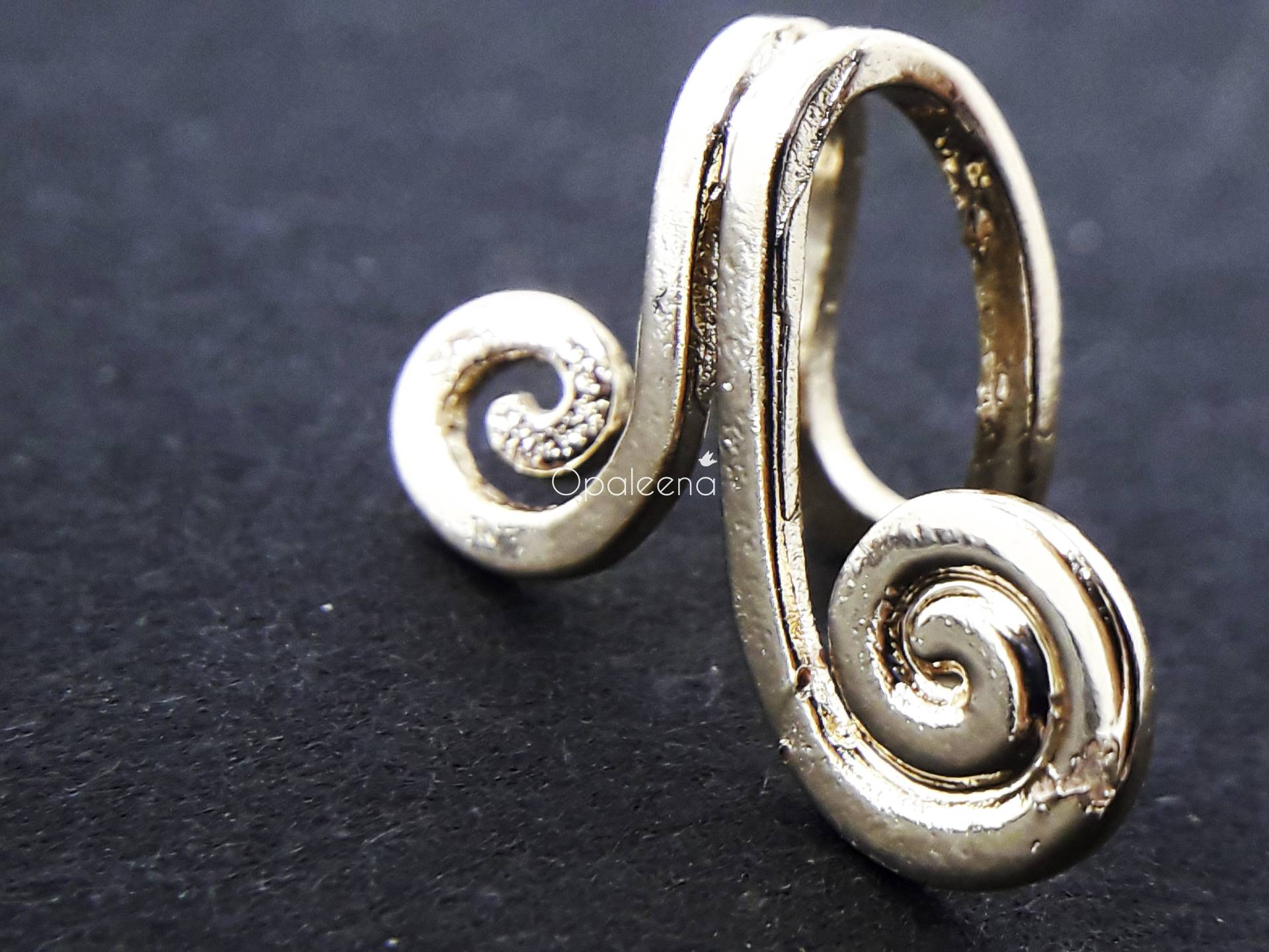 Elegante Gold Kletterer Creole Valentinstag Geschenk Swirl Ohr Tragus Cuff Petite Climber Kleine Creolen Weiß Gold Creolen Minimal Ohrringe Elegante Gold Kletterer Creole Valentinstag Geschenk Swirl Ohr Tragus Cuff Petite Climber Kleine Creolen Weiß Gold Creolen Minimal Ohrringe von Opaleena
