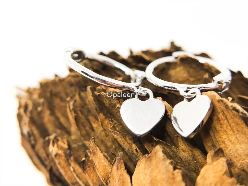 Stilvolle Zierliche Sterling Silber Herz Ohrringe Creolen 925Er Alltagsschmuck Minimal Ohrring Stilvolle Zierliche Sterling Silber Herz Ohrringe Creolen 925Er Alltagsschmuck Minimal Ohrring von Opaleena