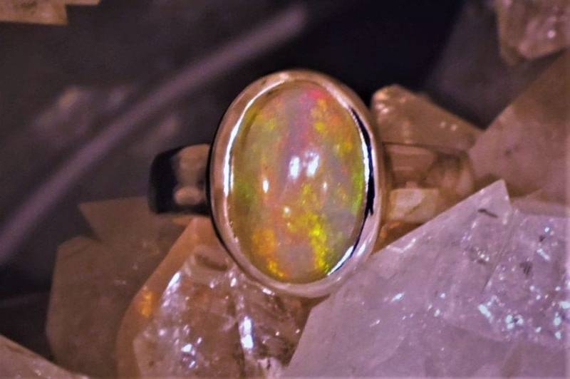 Opal Ring Lichtstrahlen 925 Sterling Silber - Handarbeit Unikat von Opalschmuckunikate