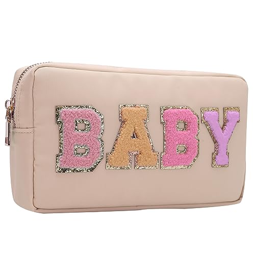 Opnseqia Preppy Patch Make-up Taschen Glitzer Buchstaben Reise Kosmetiktasche Nylon Wasserdicht Toilerty Taschen für Frauen/Mädchen, Beige – Baby, L, Preppy Make-up Organizer Tasche von Opnseqia