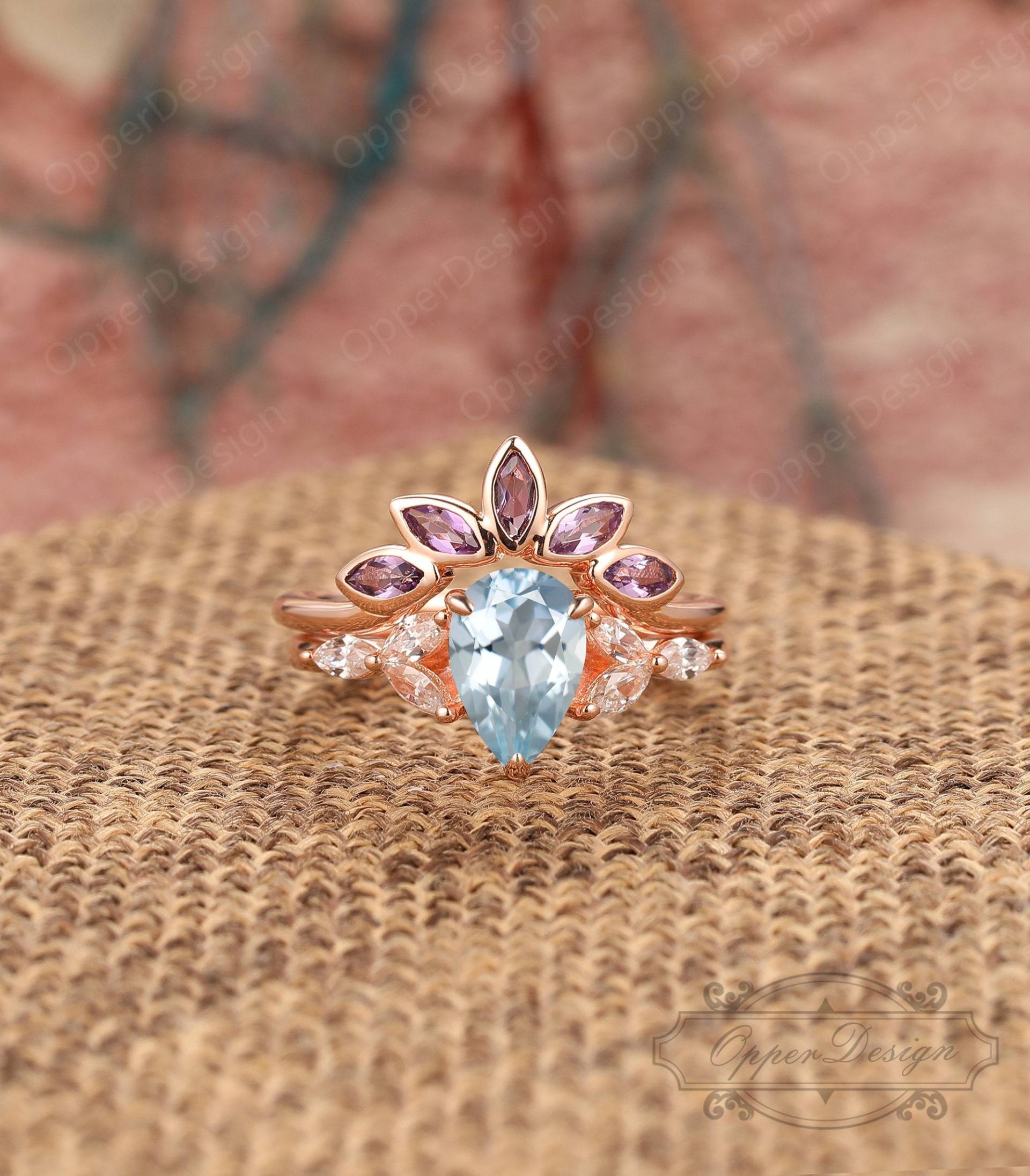 Birnenschliff 6x9mm Aquamarin Ehering, 14K Rose Gold Braut Set, Vintage Jubiläum Ring Unikat Lila Edelstein Band von OpperDesign