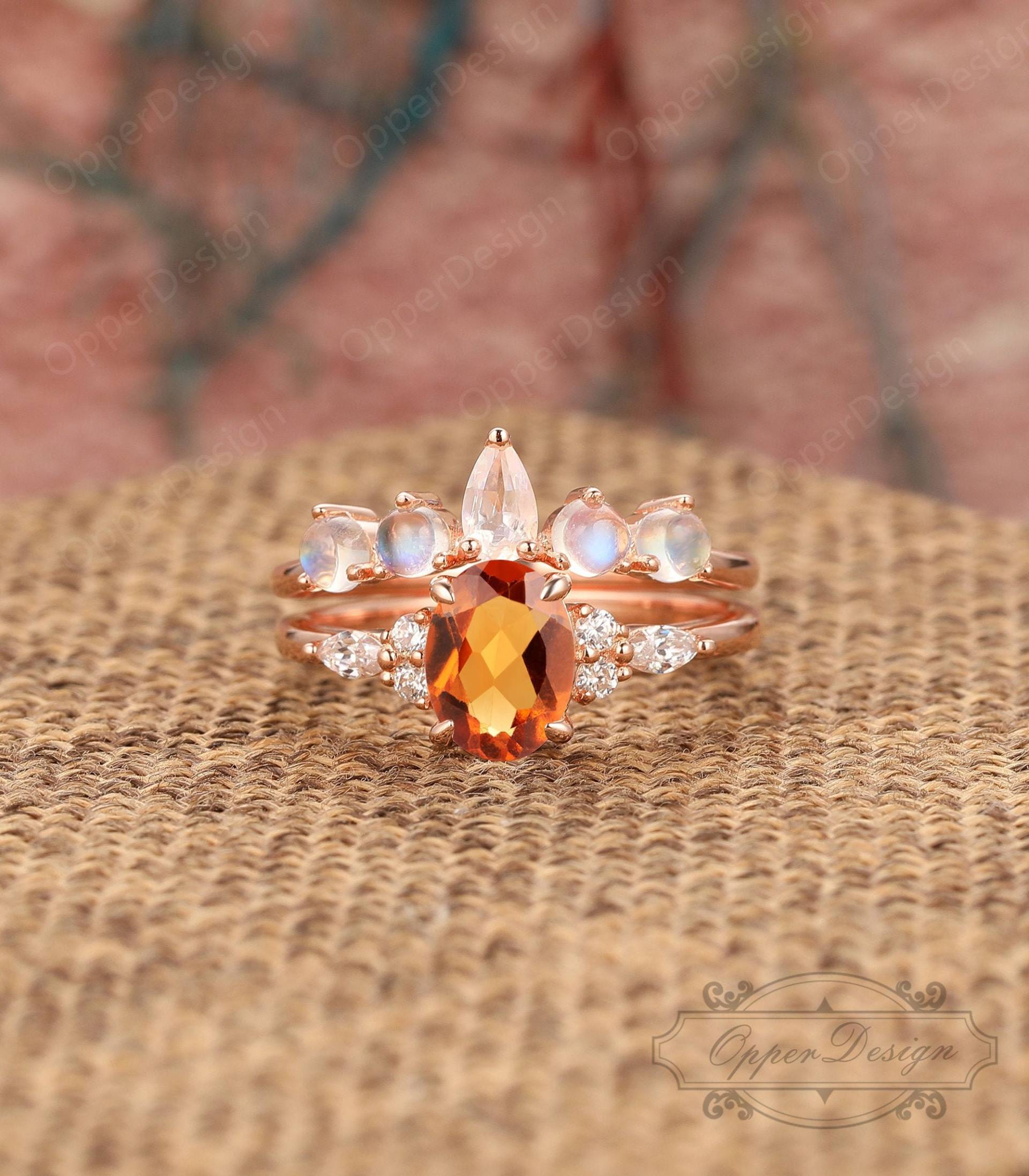 Braut Set Ring, 14K Rose Gold Oval Cut 6x8mm Natürlicher Spessartit Granat Edelstein Verlobungsring, Handgefertigter Ehering von OpperDesign