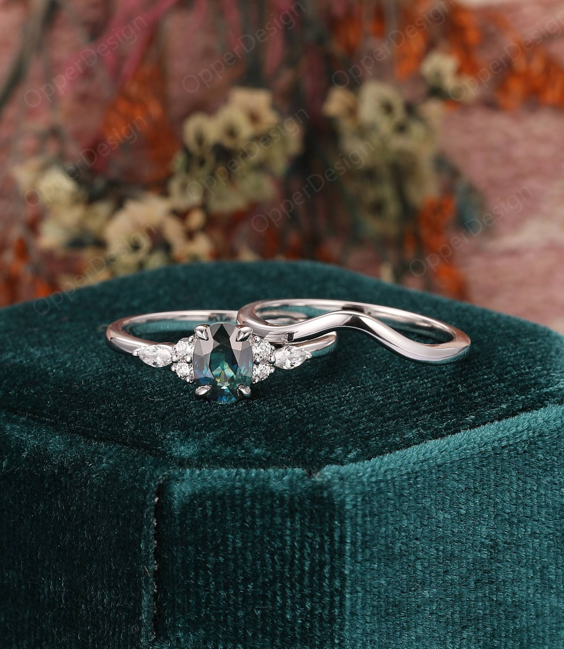 Frauen Zarte Braut Set, Saphir Ehering 10K Rose Gold Teal Passenden Ring, Vintage Verlobungsring Geschenk Für Sie von OpperDesign