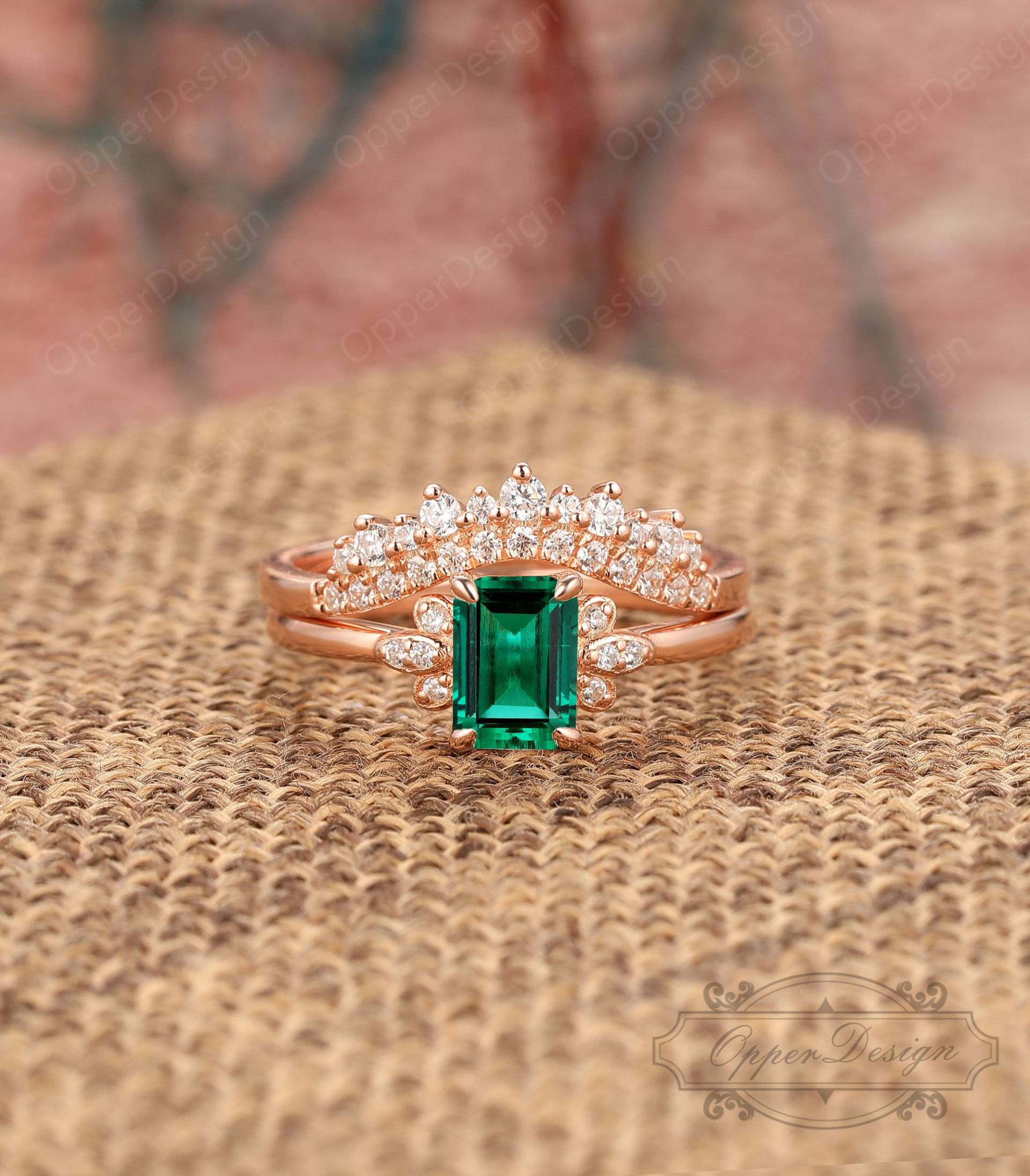 Minimalist Ehering Set, Stapelring, Smaragd Brautring, Passender Ring, Jubiläum Antikes Braut Massivgold Ring von OpperDesign