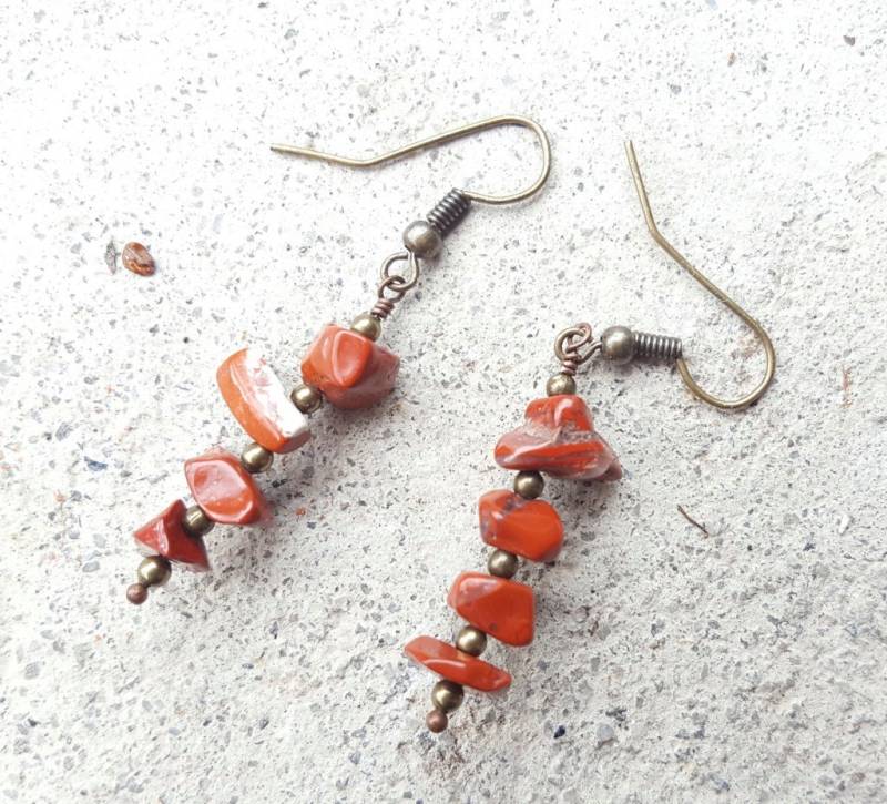 Roter Jaspis Splitter Ohrringe Boho Edelstein Ohrringe von OrangeKnot
