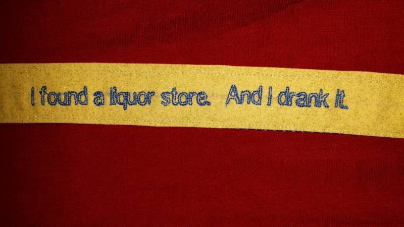 Castiel Supernatural Inspiriert Fob-Schlüsselanhänger "Fand Ich Einem Liquor Store. "Und Trank Es." von OrangeRoomDesign