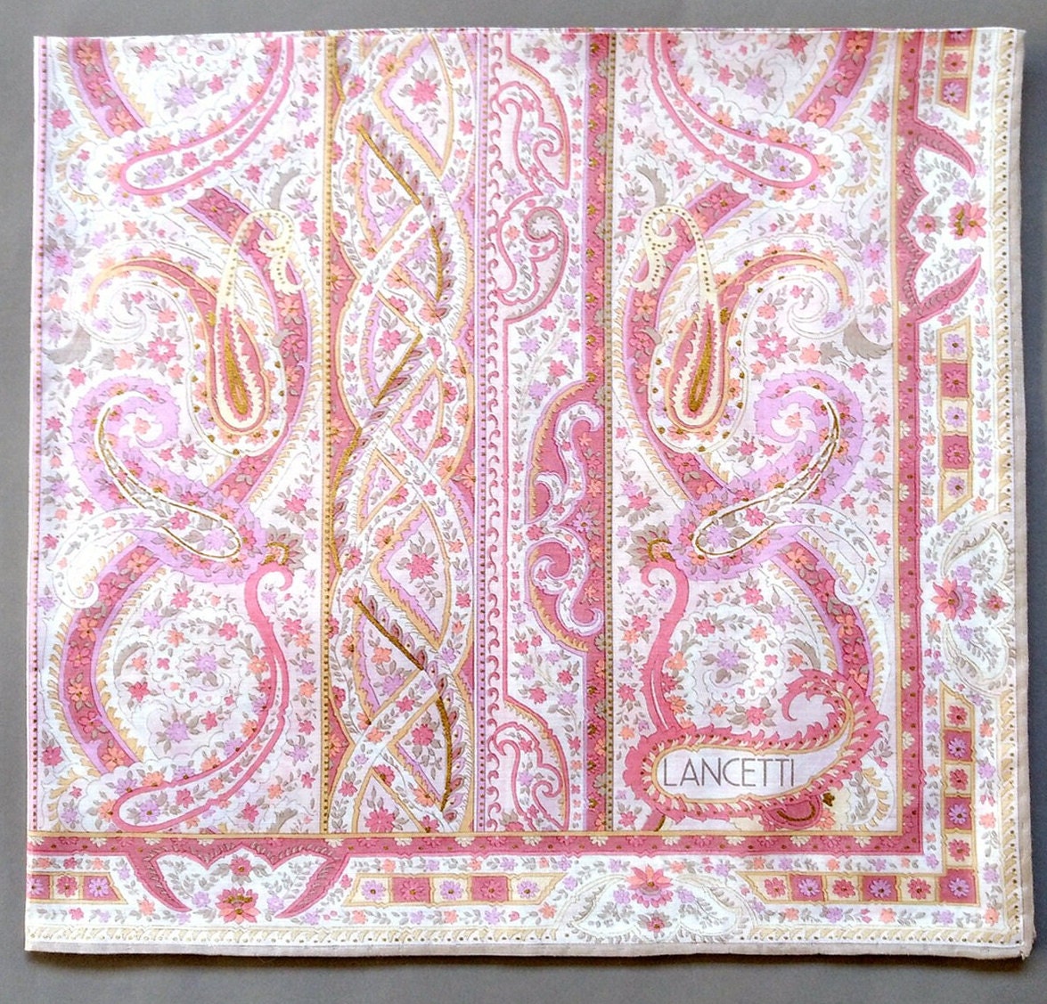 Lancetti Vintage Taschentuch Paisley Schal Pastell 21 "x 21" I Kostenlose Lieferung Bei Bestellung 35 Usd Kauft Einfach Mehrere Artikel Zusammen in von OrangeSodaPanda