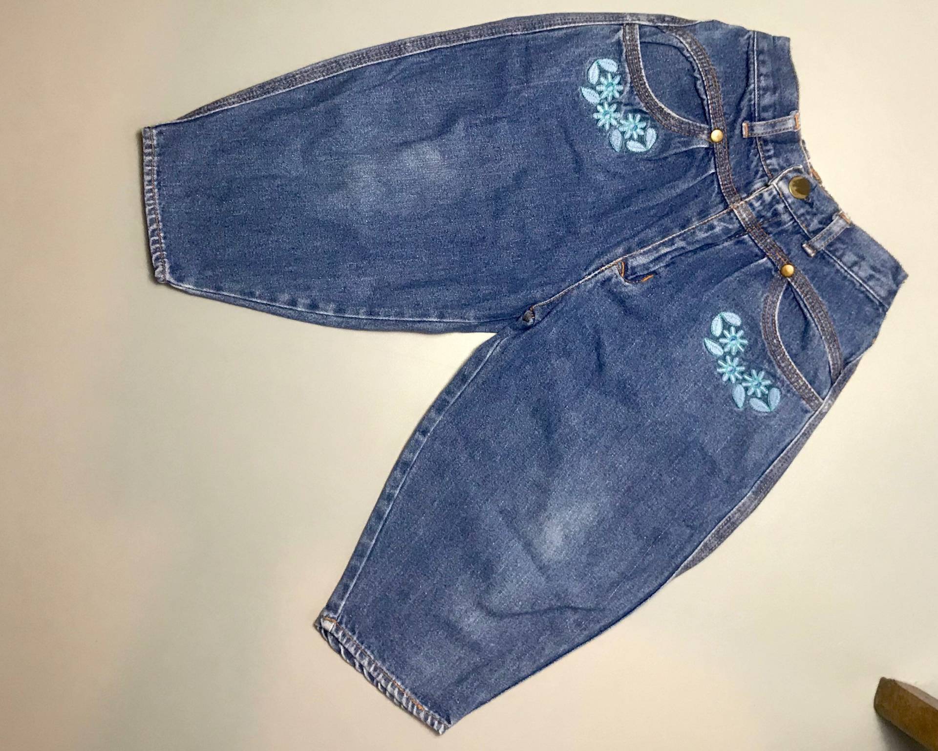 Vintage 1990Er Jahre Baby Bubble Jeans Mädchen Jeanshose 9-12 Monate Blumen Bestickt von OrangesandLemonsJnr