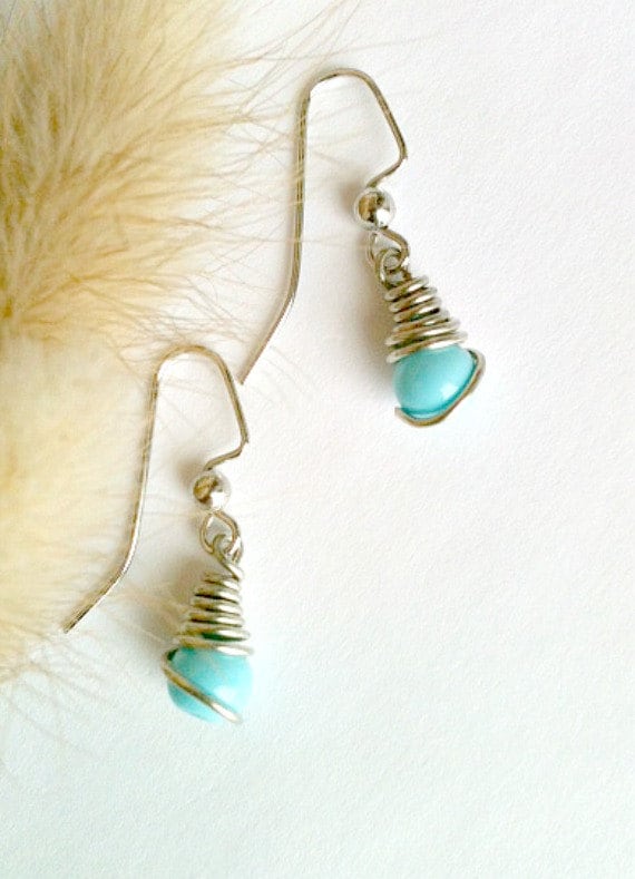Aqua Blau Ohrringe, Wire Wrapped Handgemacht Aqua Blau Ohrringe, Wire Wrapped Handgemacht von Orchiada