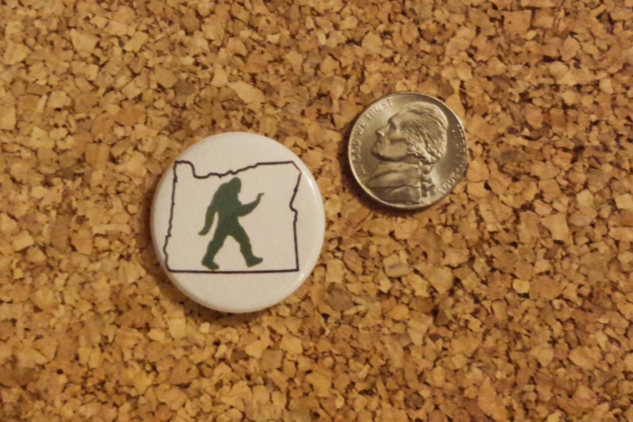 "Oregon Sasquatch" - 3cm Großer Button von OregonButtonStore