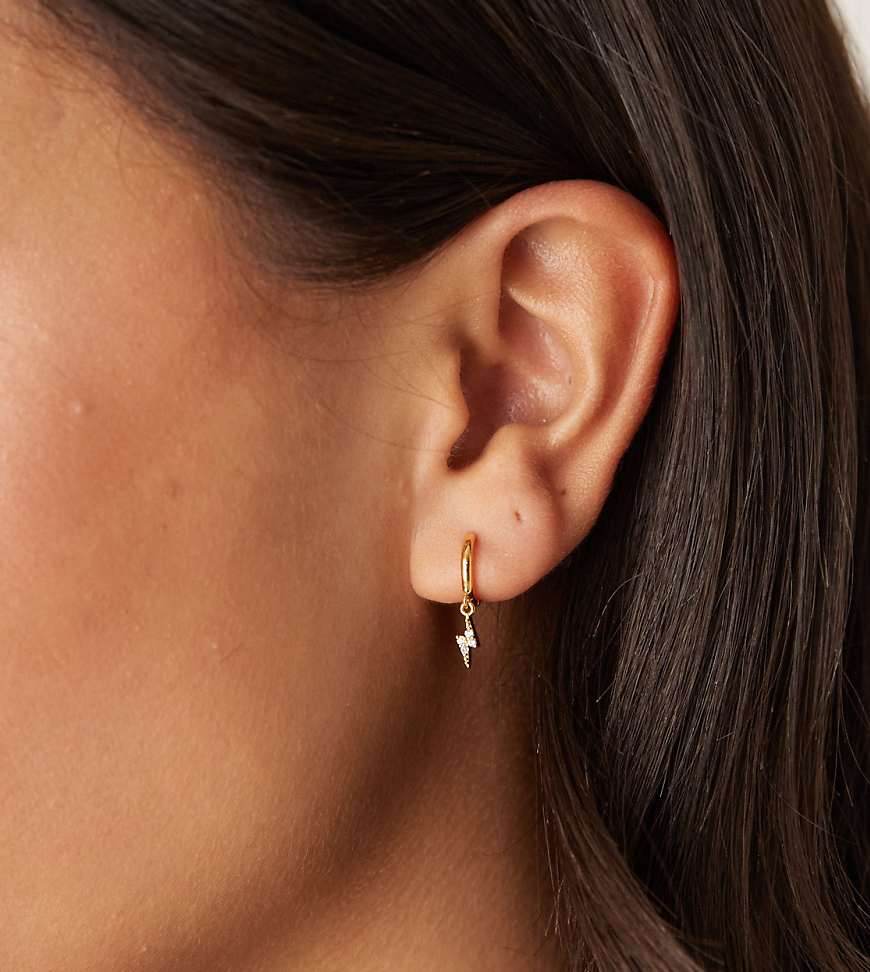 Orelia - Vergoldete kleine Creolen mit Blitz im Pavé-Design-Goldfarben von Orelia