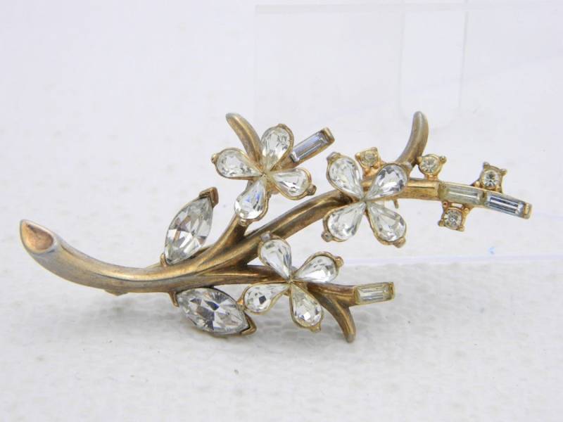 Vintage 1951 Trifari Pat Pend Alfred Philippe Klare Strass Stern Blume Brosche von OrganizedChaosLLCMa