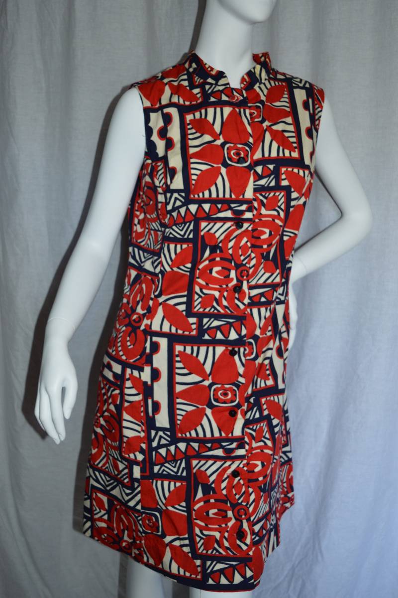 Vintage Hawaii Rot Schwarz Floral Handarbeit 2-Teiliges Tunika Kurzes Outfit von OrganizedChaosLLCMa