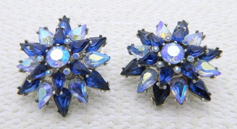 Vintage Krone Trifari Silber Ton Blau Ab Strass Stern Ohrclips von OrganizedChaosLLCMa