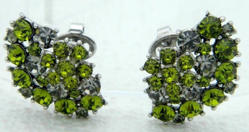 Vintage Krone Trifari Silber Ton Grün Peridot Grau Strass Blume Ohrclips von OrganizedChaosLLCMa