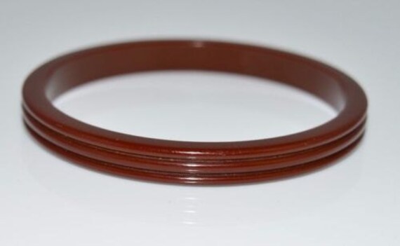 Vtg Braun Geschnitzter Bakelit Getestet Armreif von OrganizedChaosLLCMa