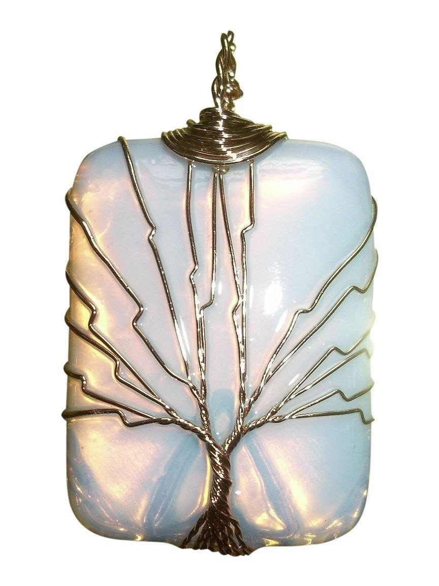 Opal Orgon Anhänger Mit Lebensbaum Und Pyramide An 61 cm Kordel Opal Orgon Anhänger Mit Lebensbaum Und Pyramide An 61 cm Kordel von OrgoneHarmonics