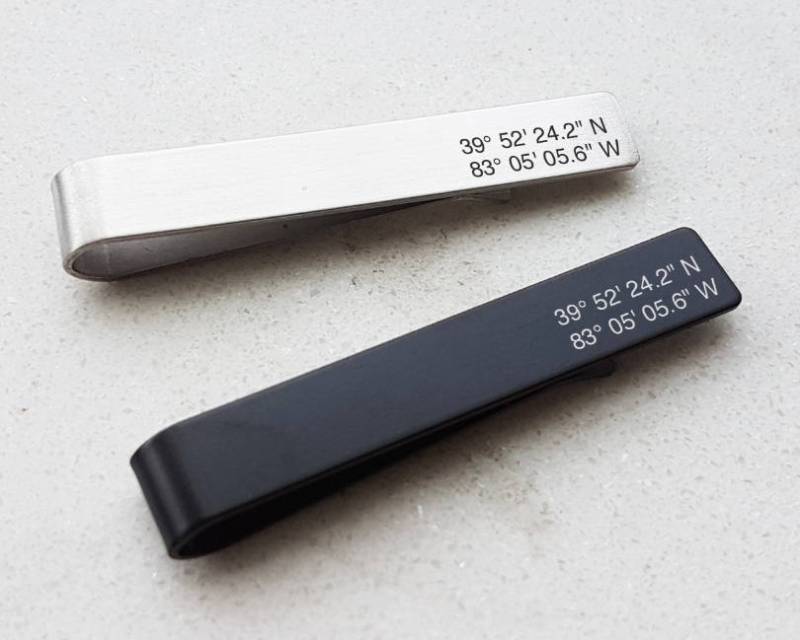 Koordinaten Krawattenklammer Für Ihn, Breitengrad Längengrad Krawattenklammer, Geschenk Mann, Individuelle Krawattenstange, Hochzeitsgeschenk von OrientAppeal