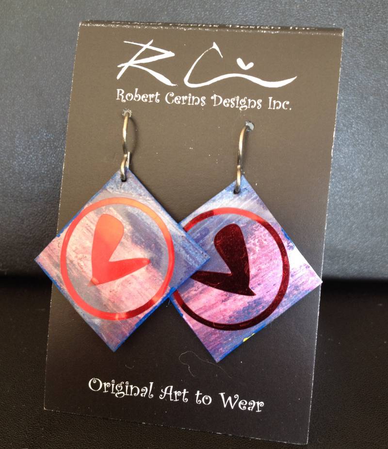 Rotes Herz Im Kreis Quadrat Handgefertigte Ohrringe, Hypoallergene 100% Niobium Ohrdrähte Garantiertes Bequemes, Leichtes Geschenk Für Ihren Spaß von OriginalArtToWear