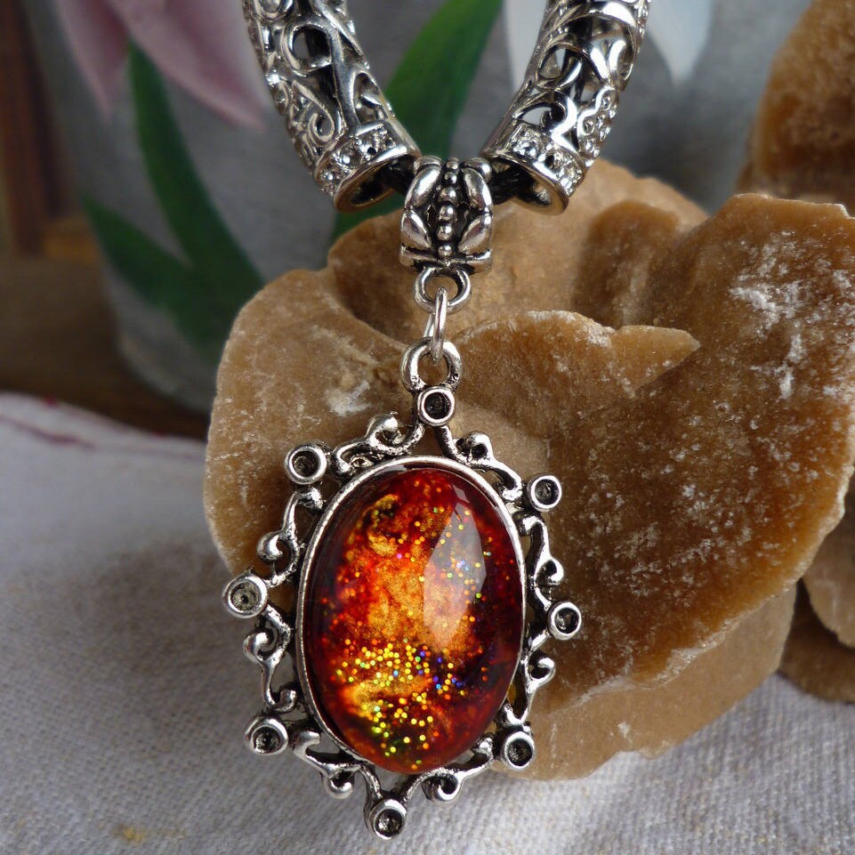 Lackiertes Glas Cabochon Kette Hat Die "Vulcano" Hand Lackiertes Glas Cabochon Kette Hat Die "Vulcano" Hand von Originelstore