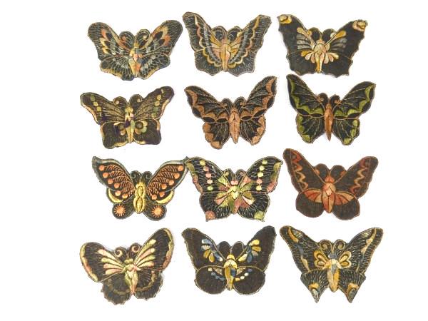 1 Antike Applikation Vintage Seide Schwarz Beige Gold Schmetterling Aufnäher Stickerei Patch Antik 1935 Nr 2 1 Antike Applikation Vintage Seide Schwarz Beige Gold Schmetterling Aufnäher Stickerei Patch Antik 1935 Nr 2 von OrinsTreasureChest