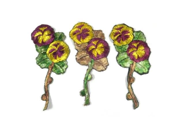 1 Jumbo Seide Viola Blumen Applikation Patch Stickerei Patches Antike 1935 1 Jumbo Seide Viola Blumen Applikation Patch Stickerei Patches Antike 1935 von OrinsTreasureChest