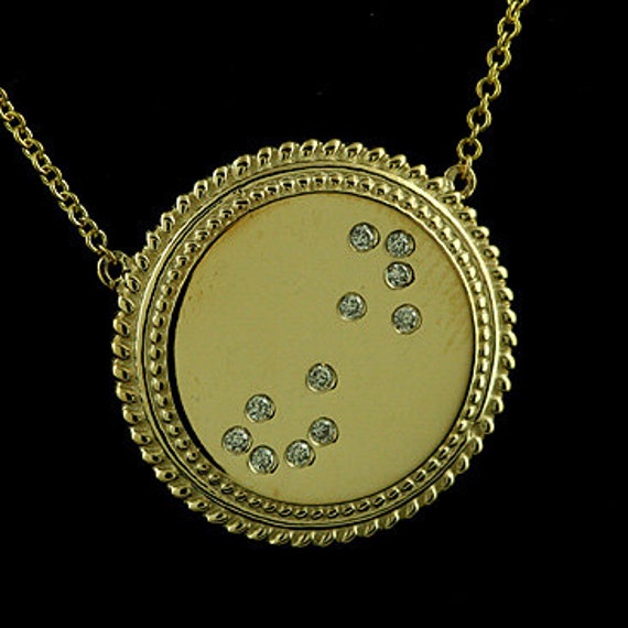 Diamant Skorpion Sternzeichen Halskette, Scheibe, Vintage Stil Disc Anhänger, Gelbgold Sternzeichen, Astrologie Halskette von OroSpot