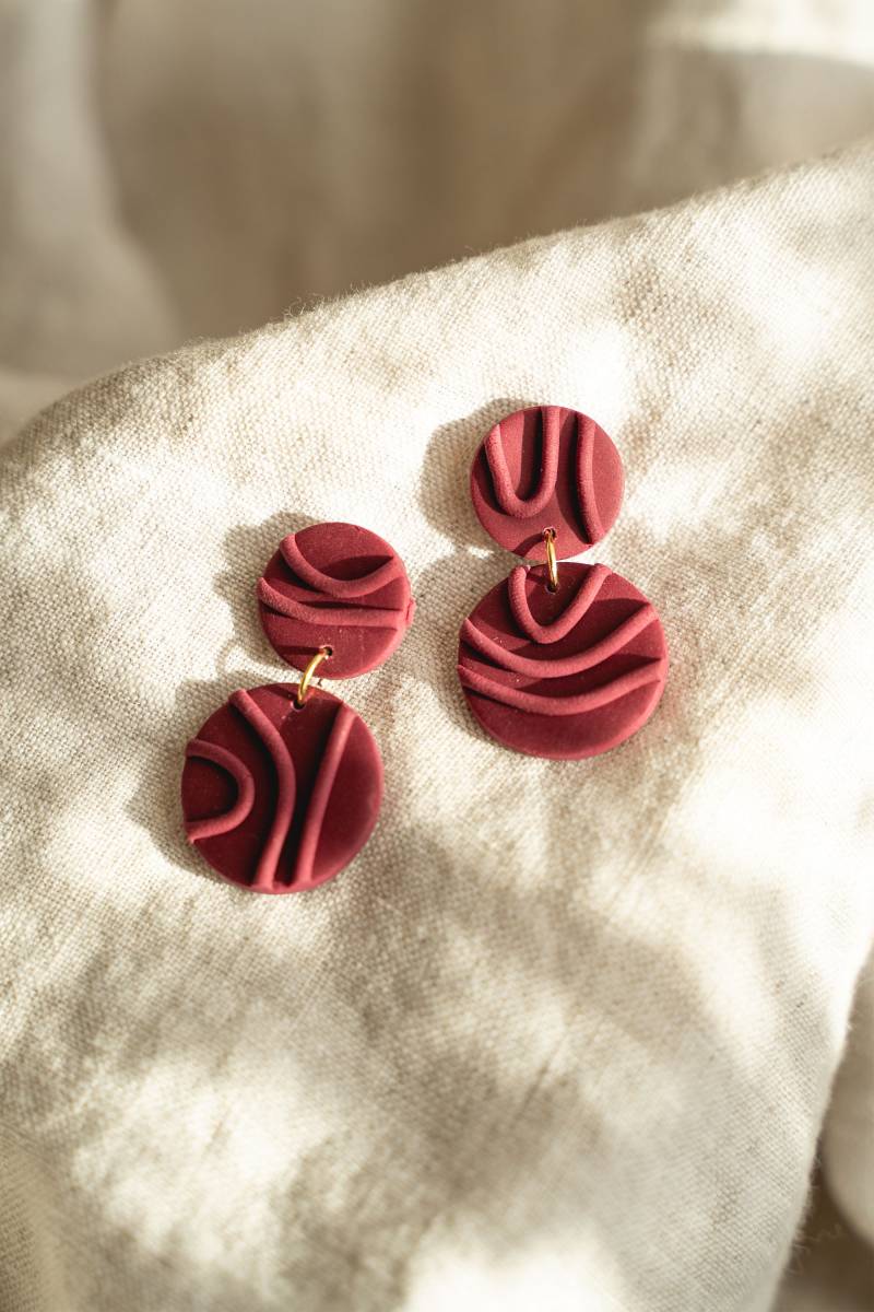 Polymerclayohrringe | Ohrringe Polymerclay Unikat Geometrisch Statementohrringe Dunkelrot Fimo Polymerclayohrringe | Ohrringe Polymerclay Unikat Geometrisch Statementohrringe Dunkelrot Fimo von OrodiDesign