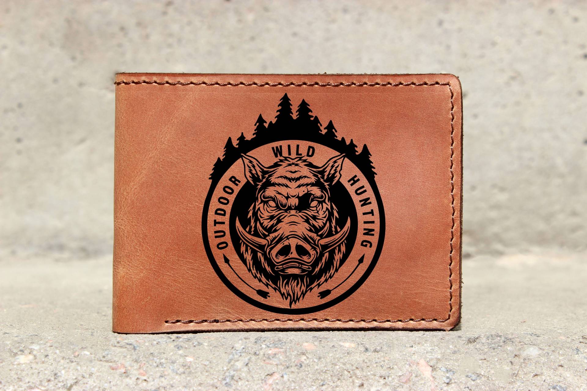 Wildschwein Portemonnaie, Wildschwein Gravur, Handgemachtes Geschenk, Personalisiertes Portemonnaie, Geschenk Für Jäger, Jagdgeschenk von OrtegaGoods