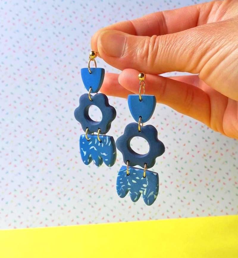 Blaue Ohrringe Hängend, Marineblaue Polymer Clay Ohrringe, Navy Dunkleblaue Blaue Ohrringe Hängend, Marineblaue Polymer Clay Ohrringe, Navy Dunkleblaue von Orvanda