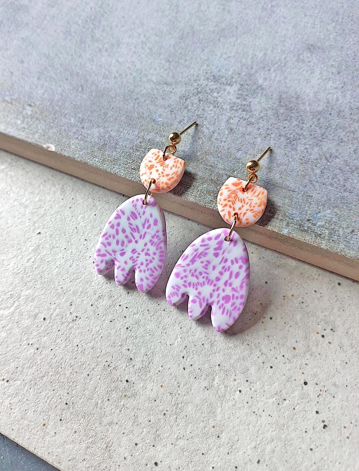 Ohrringe Hängend Lila, Tulpen Aus Polymer Clay, Bunte Ohrringe Hängend Lila, Tulpen Aus Polymer Clay, Bunte von Orvanda