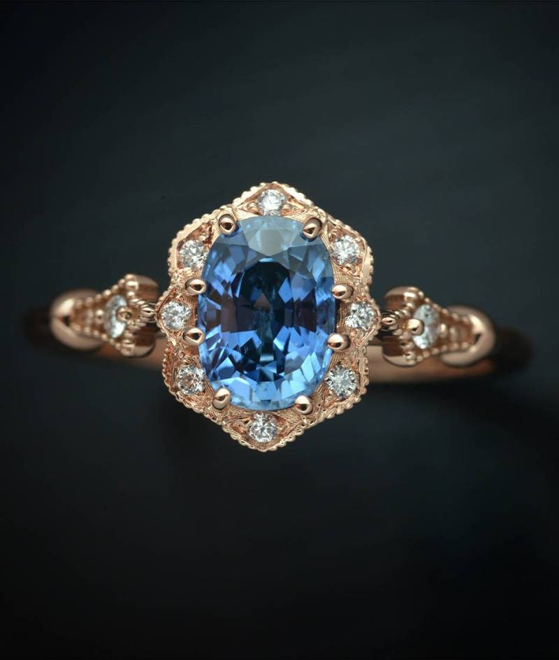 Ovaler Natürlicher Kornblume Blauer Saphir Verlobungsring Vintage-stil Inspiriert in Rose Weiß Oder Gelb Gold Mitte 7x5 8x6 Einzigartiger Ring von OscargamaJewelry